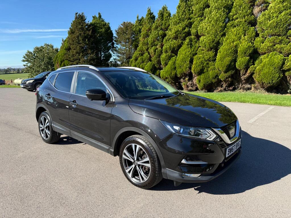 Nissan Qashqai SUV 1.2 DIG-T N-Connecta XTRON Euro 6 (s/s) 5dr