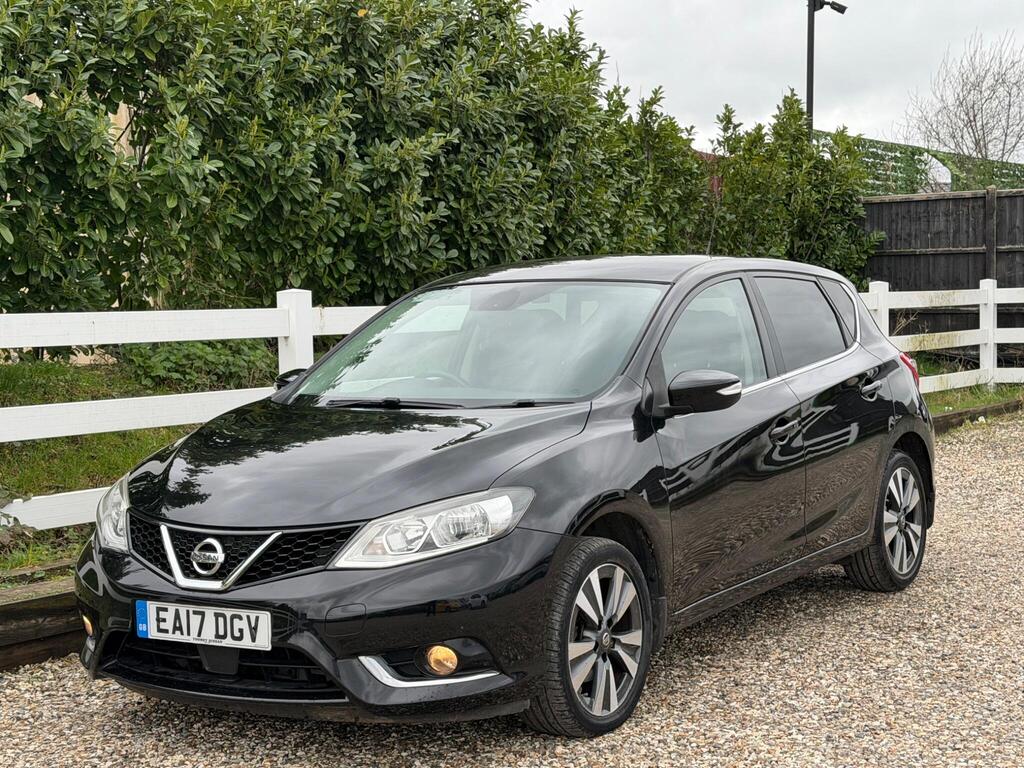 2017 Nissan Pulsar thumbnail 2