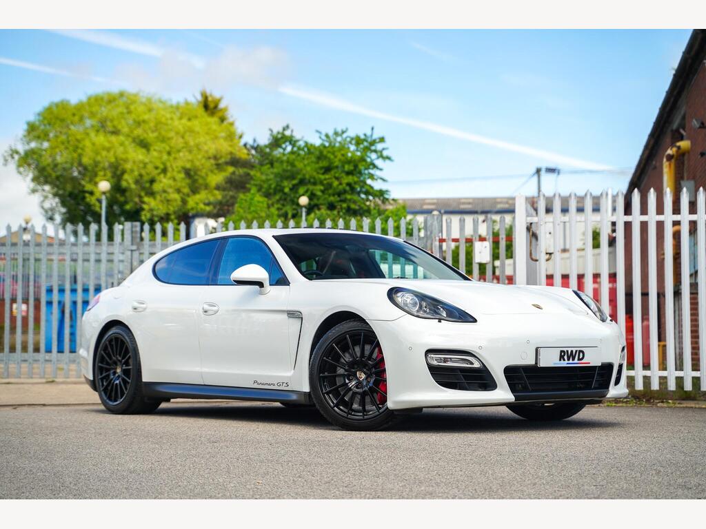 Porsche Panamera Hatchback 4.8T V8 GTS PDK 4WD Euro 5 (s/s) 5dr