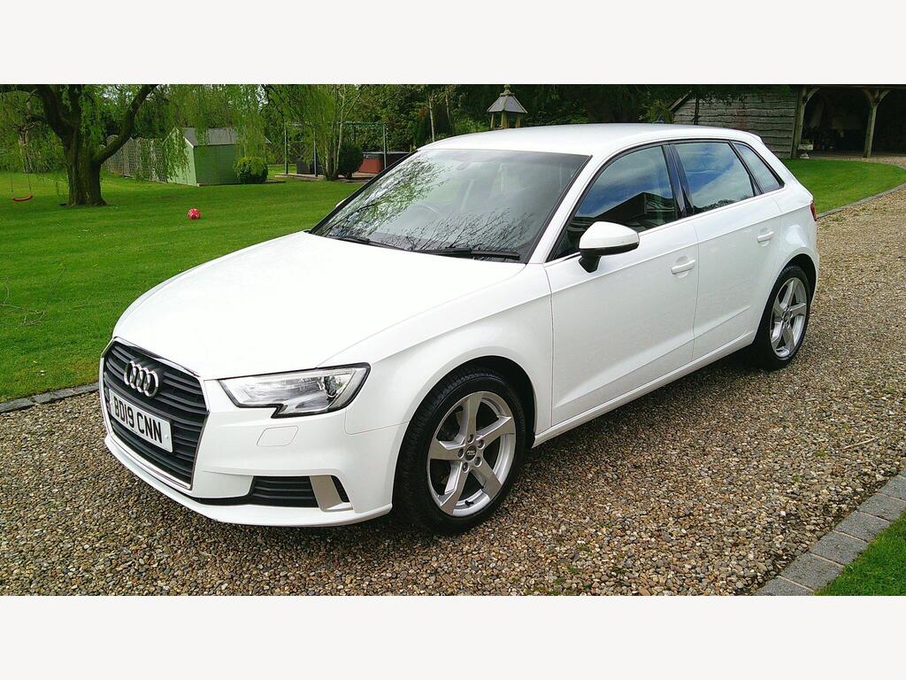 Audi A3 Hatchback 1.5 TFSI CoD 35 Sport Sportback Euro 6 (s/s) 5dr