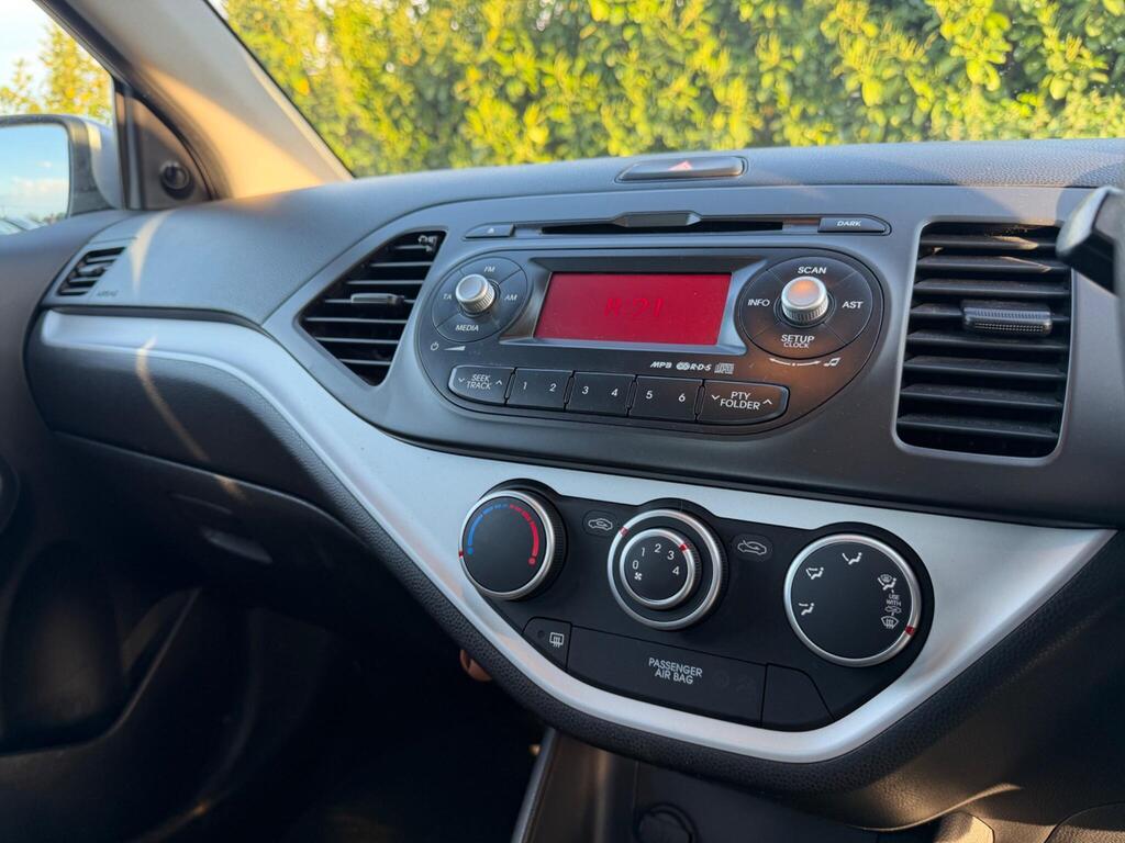 2015 Kia Picanto thumbnail 15