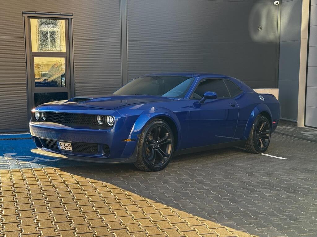 Dodge Challenger
