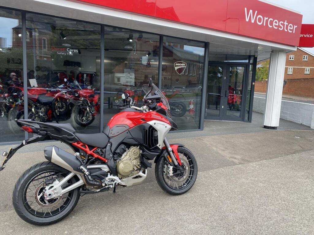 Ducati Multistrada V4