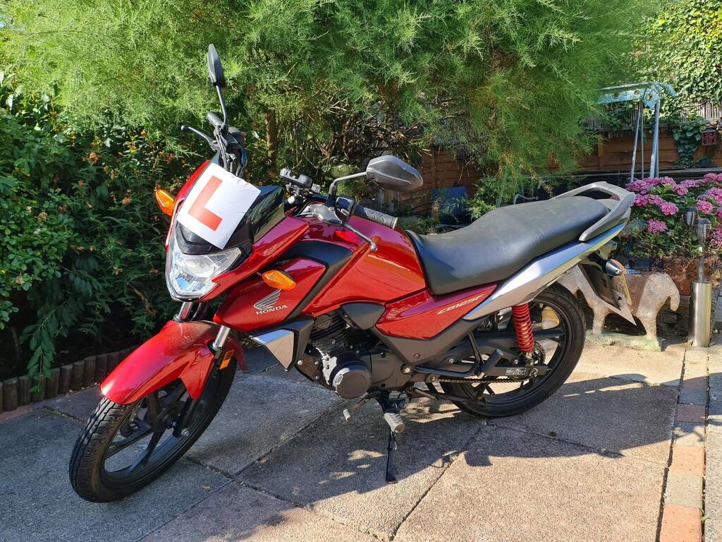 Honda CB125F