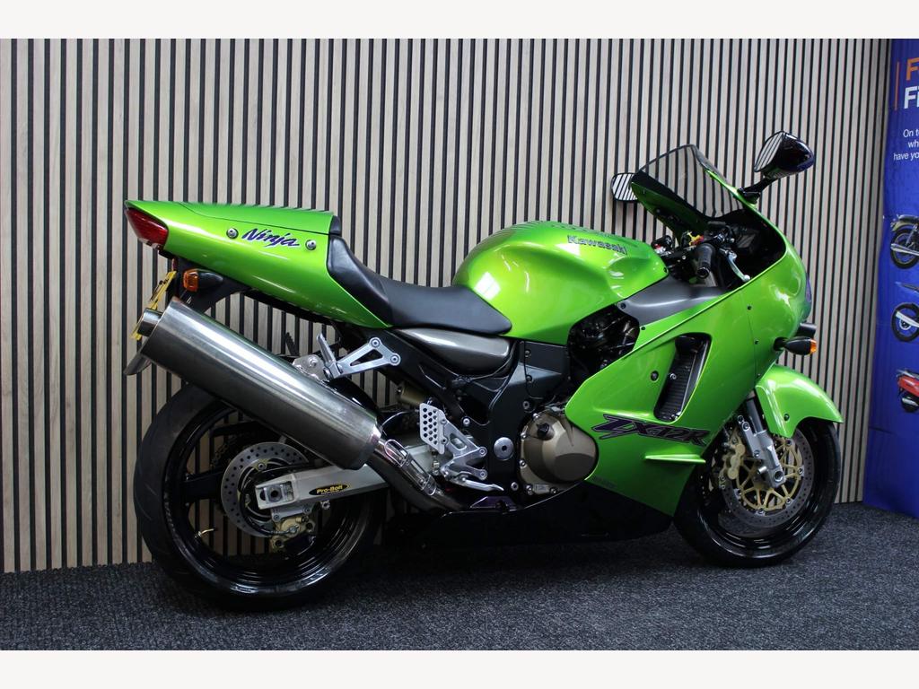 Used Kawasaki Zx-12r Sports Tourer 1200 (Zx-12r) A1 in Brighouse, West Yorkshire | Brighouse Superbikes Used Kawasaki Zx-12r Sports Tourer 1200 (Zx-12r) A1 in Brighouse, West Yorkshire | Brighouse Superbikes