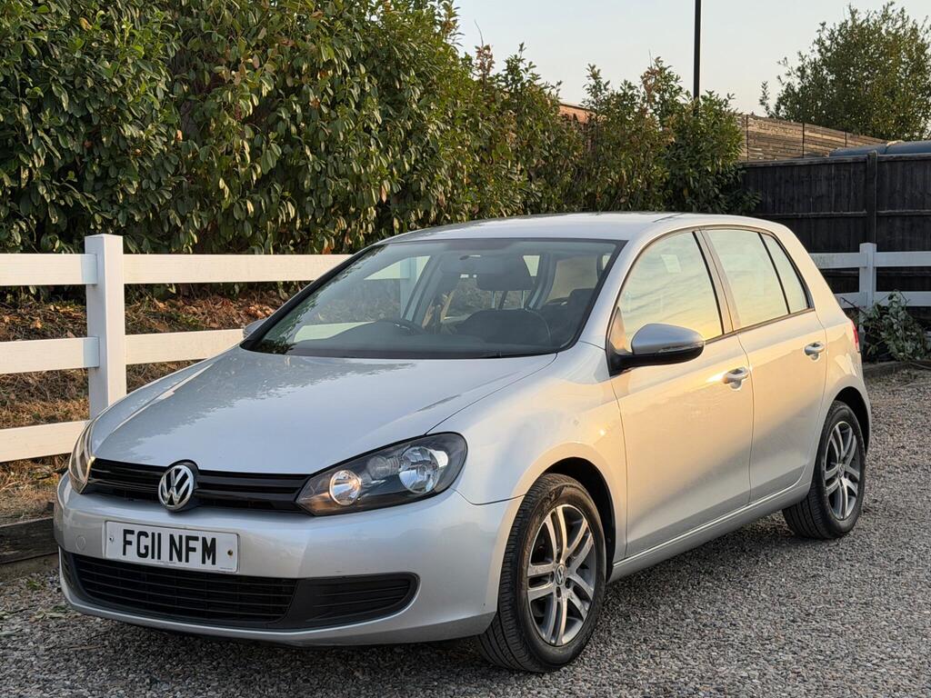 2011 Volkswagen Golf thumbnail 6