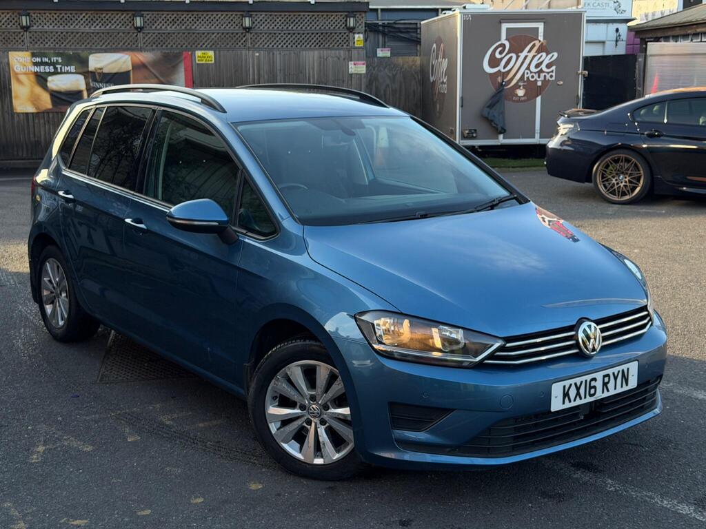 Volkswagen Golf SV