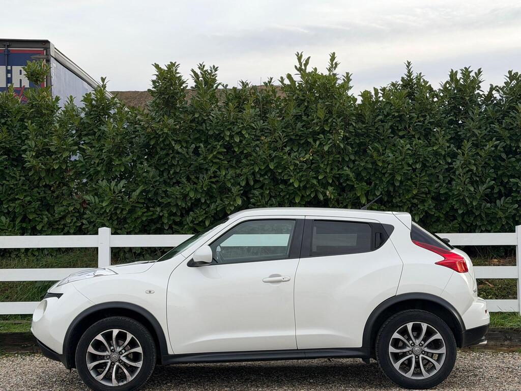 Nissan Juke 1.6 Tekna CVT Euro 5 5dr thumbnail 17