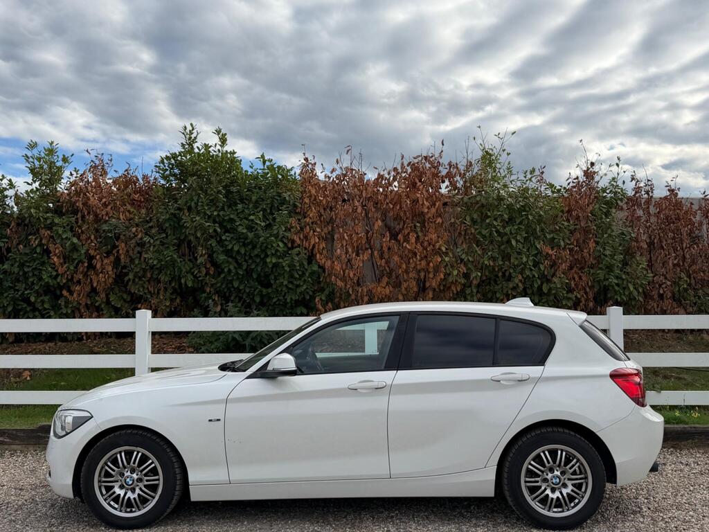 2015 BMW 1 Series thumbnail 10