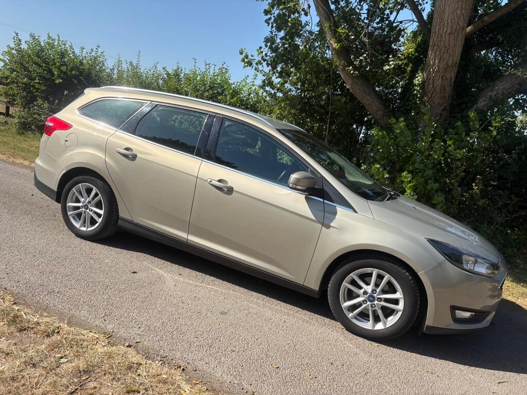 Ford Focus Estate 1.6 TDCi Zetec Euro 5 (s/s) 5dr