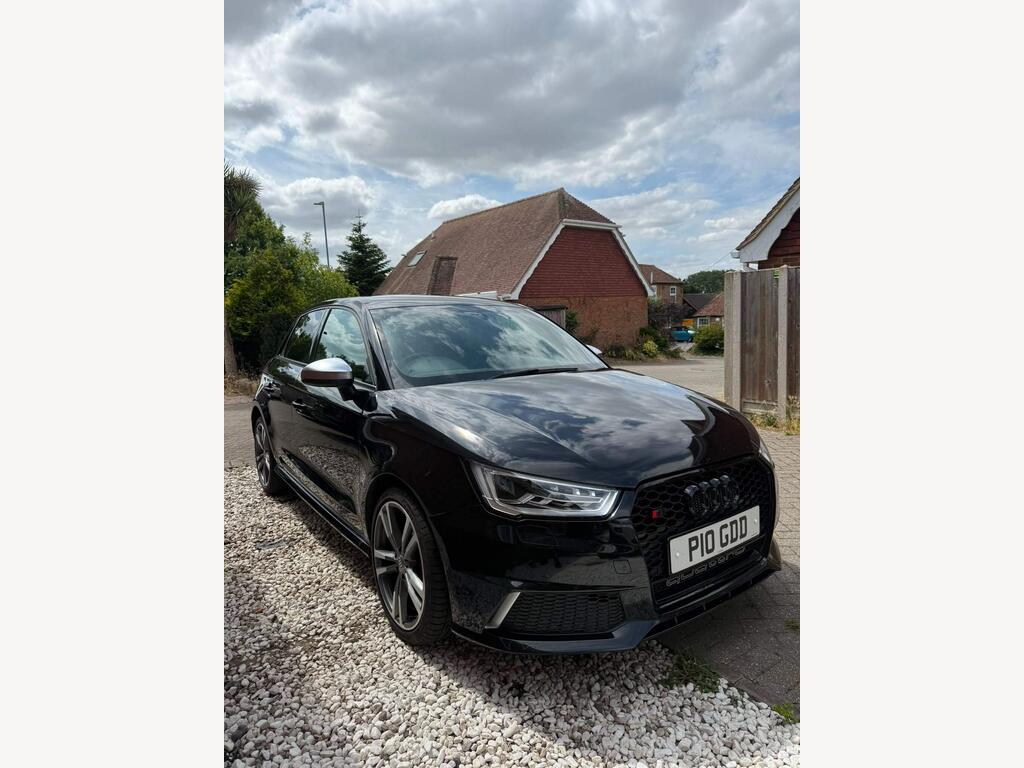 Audi S1