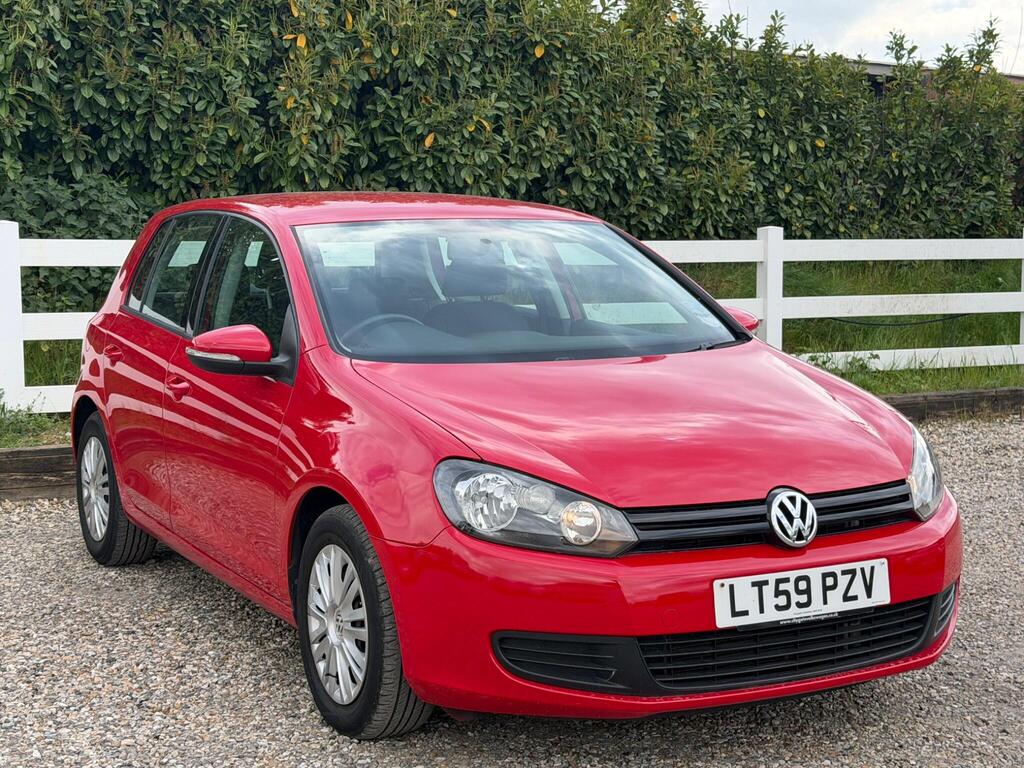 2010 Volkswagen Golf thumbnail 3