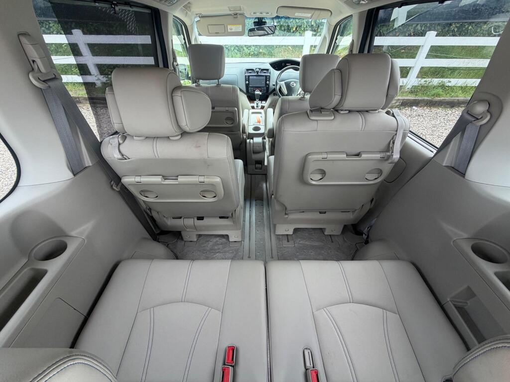 2014 Nissan Serena thumbnail 26