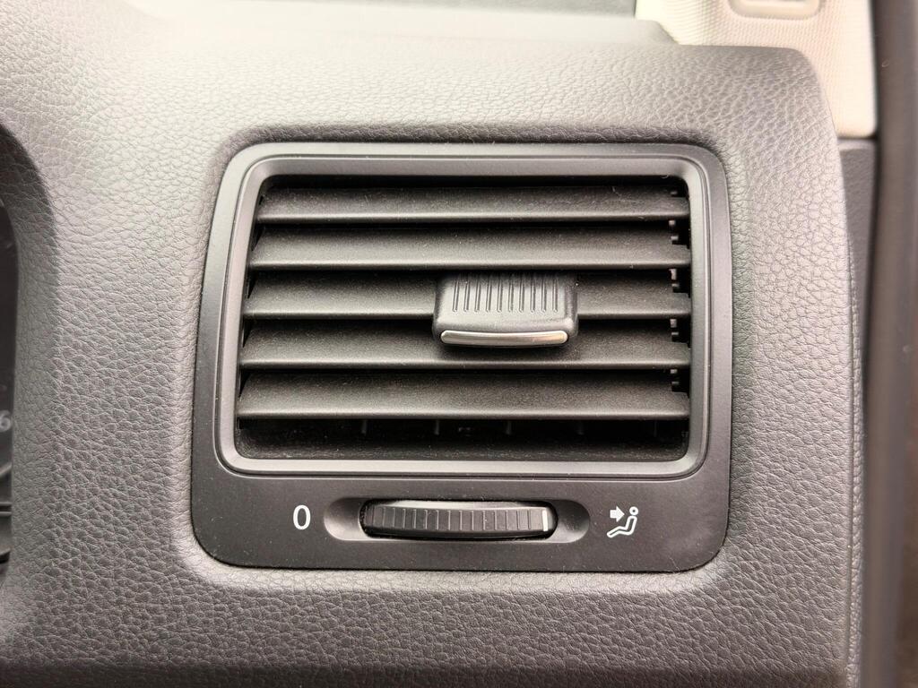 2007 Volkswagen Golf thumbnail 33