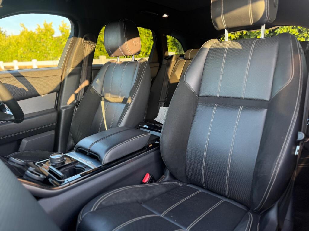 Land Rover Range Rover Velar 2.0 D240 R-Dynamic S Auto 4WD Euro 6 (s/s) 5dr thumbnail 9