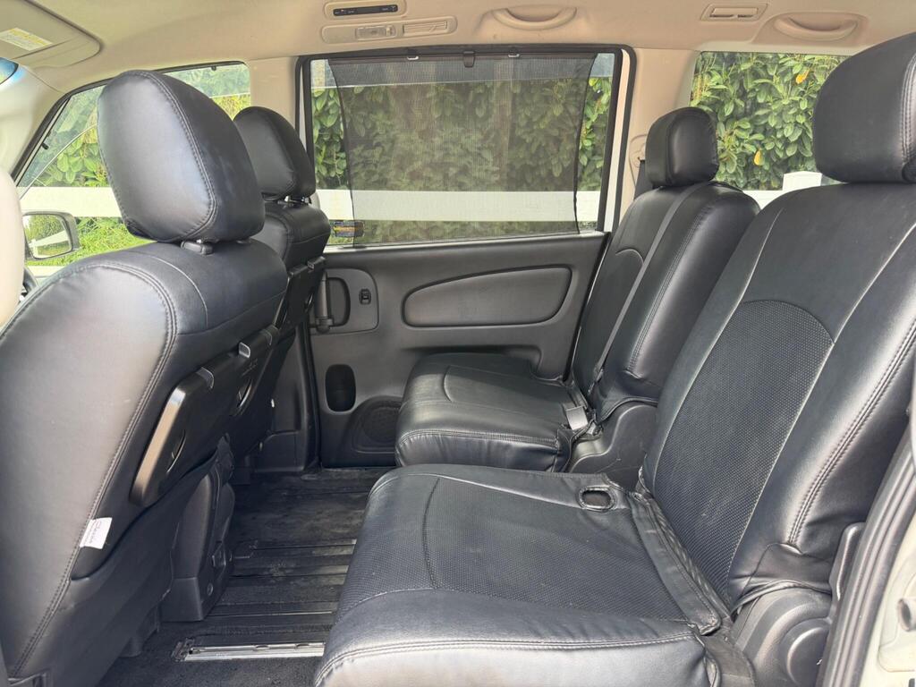 2014 Nissan Serena thumbnail 21