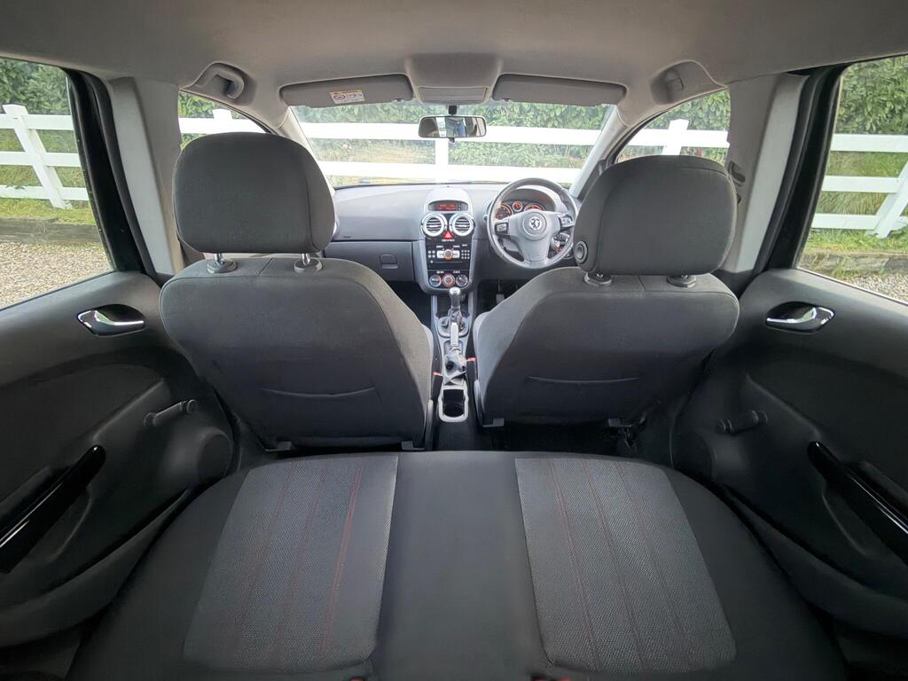 2014 Vauxhall Corsa thumbnail 16