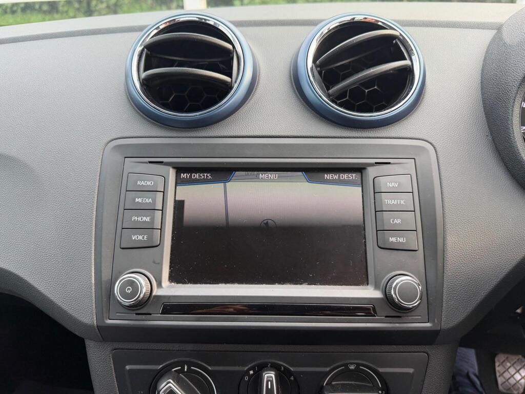 2016 SEAT Ibiza thumbnail 26