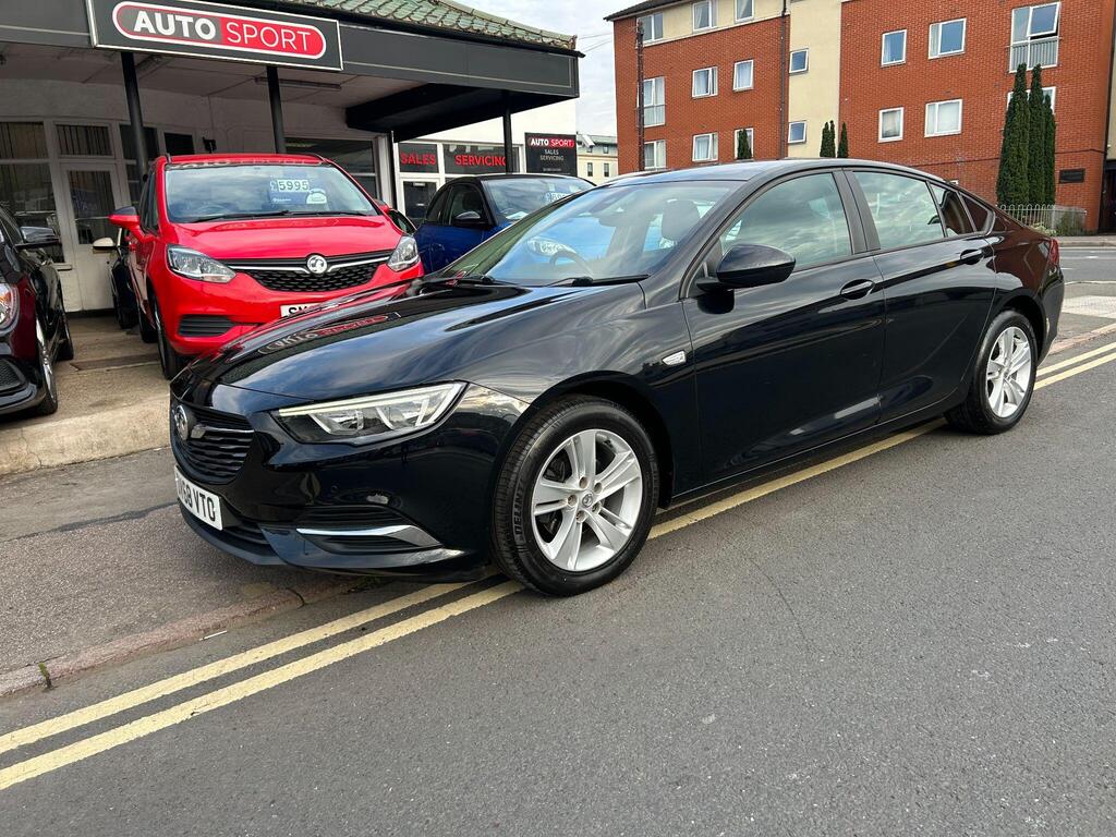 Vauxhall Insignia Hatchback 1.5i Turbo GPF Design Nav Grand Sport Euro 6 (s/s) 5dr