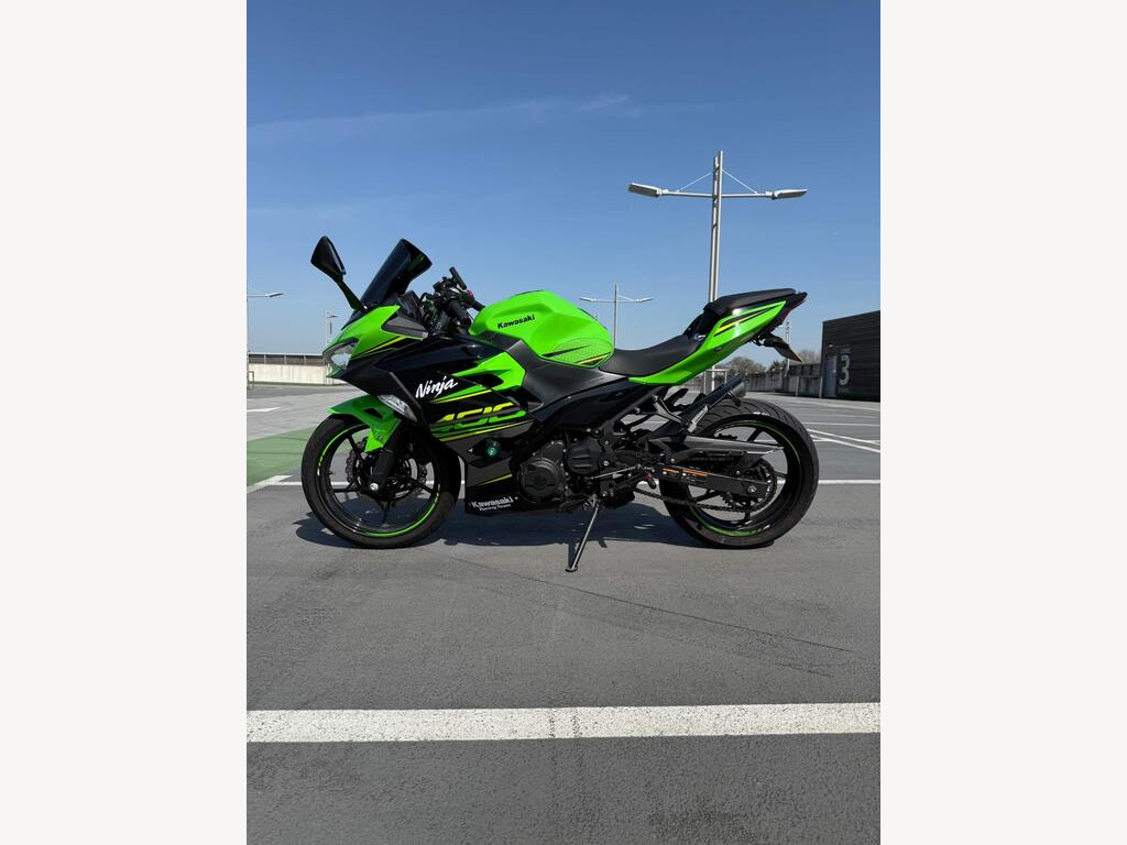 Kawasaki Ninja 400