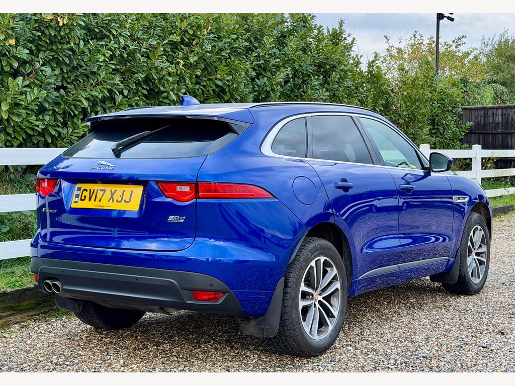 Jaguar F-PACE 2.0 D180 R-Sport Auto AWD Euro 6 (s/s) 5dr thumbnail 16