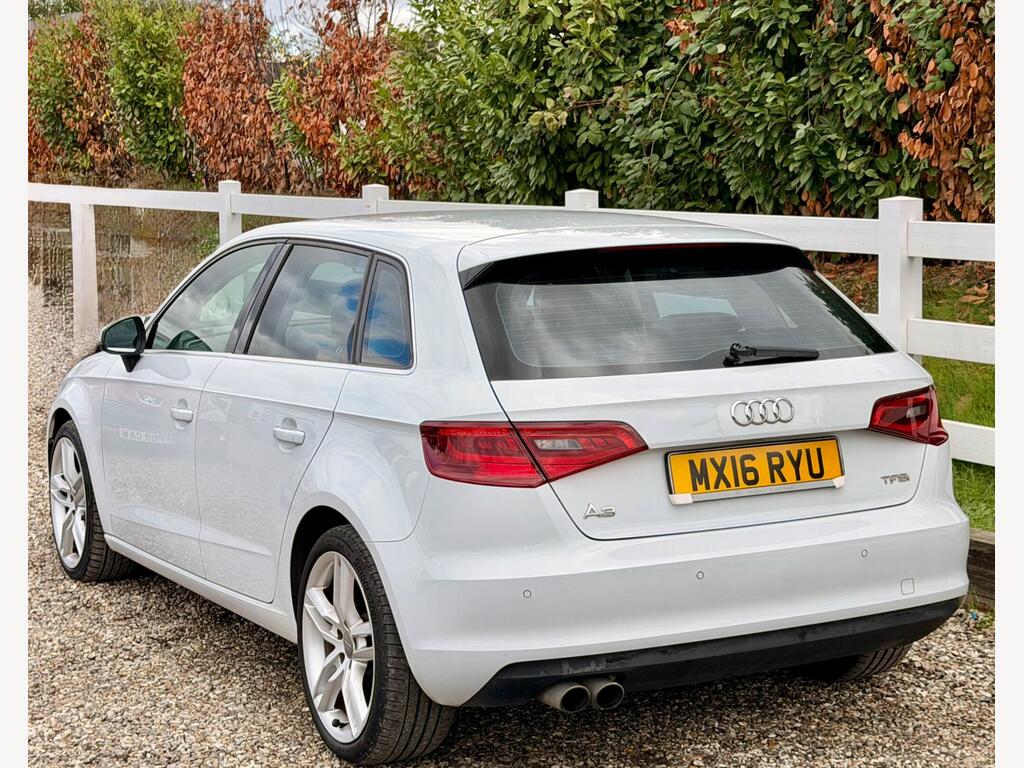2016 Audi A3 thumbnail 9