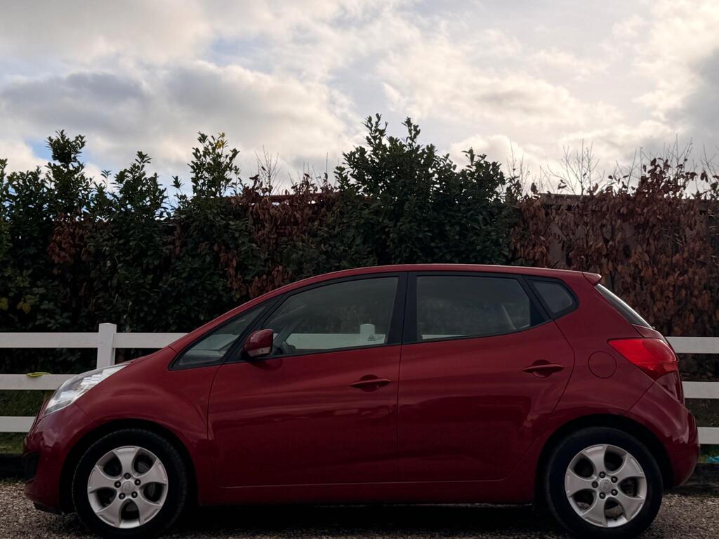 2012 Kia Venga thumbnail 11