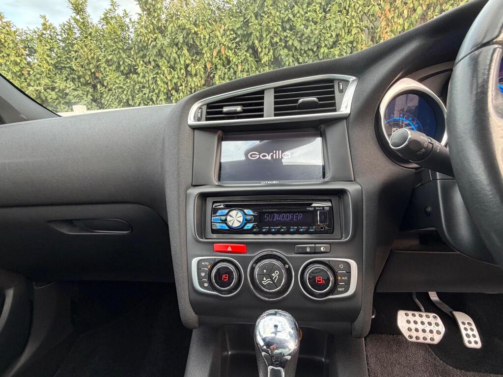 2015 Citroen DS4 thumbnail 16