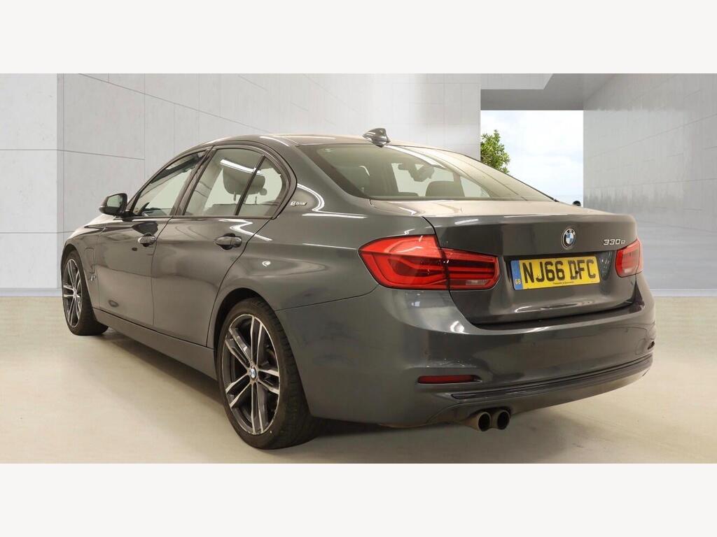 2016 BMW 3 Series thumbnail 3