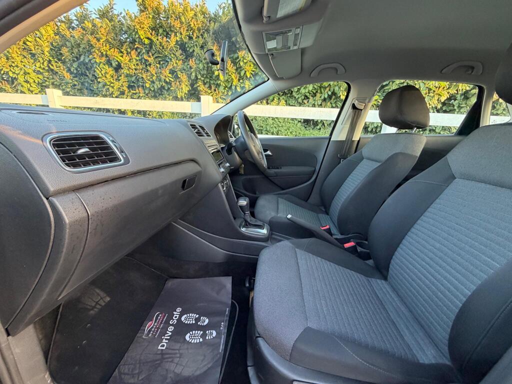 2010 Volkswagen Polo thumbnail 27