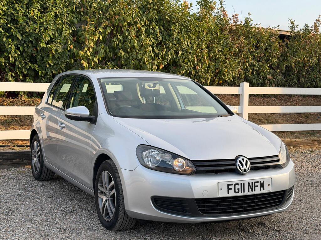 2011 Volkswagen Golf thumbnail 4