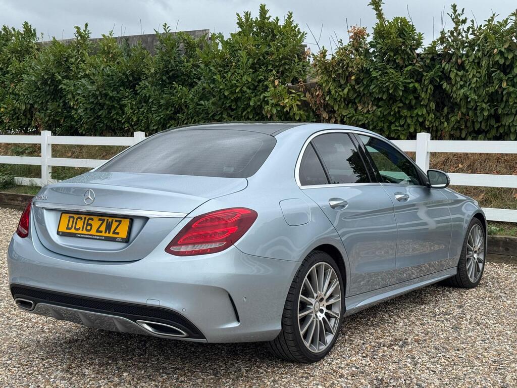 Mercedes-Benz C Class 2.1 C220d AMG Line (Premium) 7G-Tronic+ Euro 6 (s/s) 4dr thumbnail 23