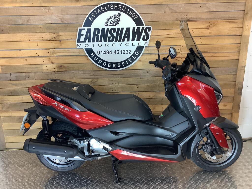 Yamaha XMAX 125