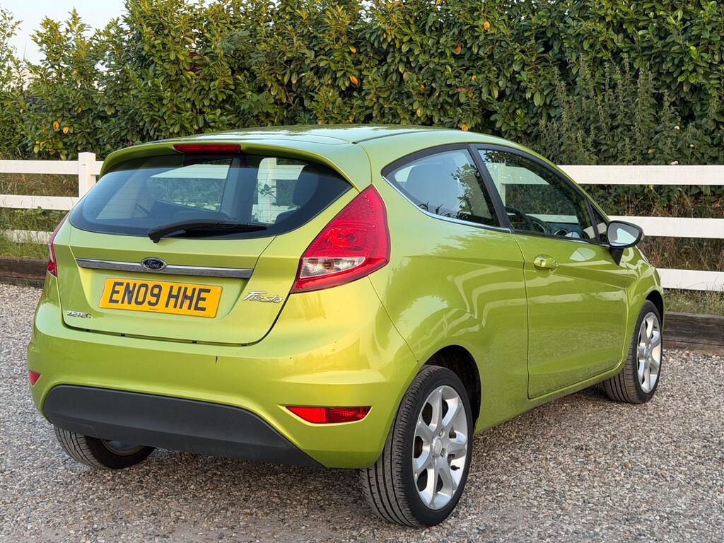2009 Ford Fiesta thumbnail 10