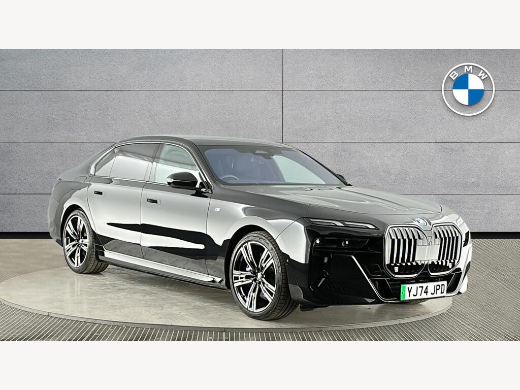 BMW i7