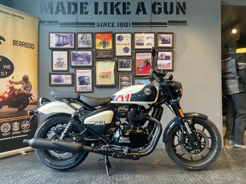 Royal Enfield Shotgun 650