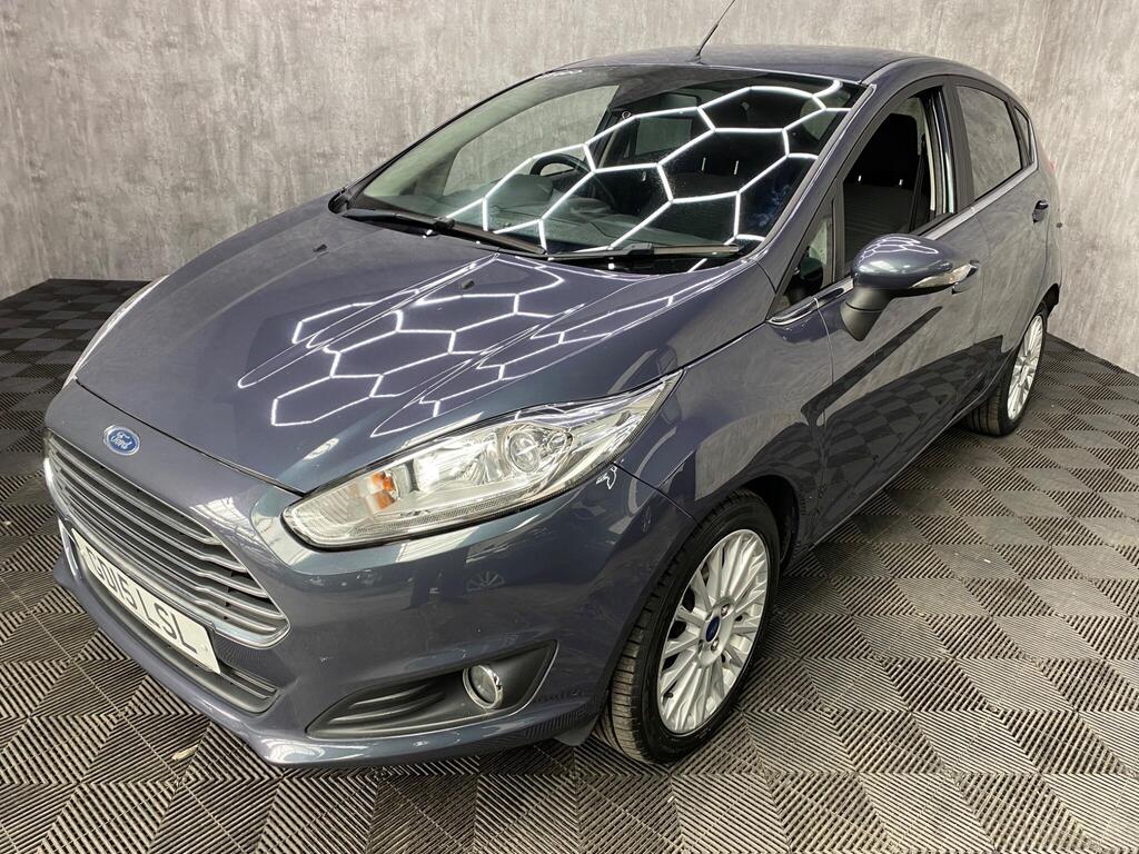 Ford Fiesta Hatchback 1.0T EcoBoost Titanium Euro 6 (s/s) 5dr
