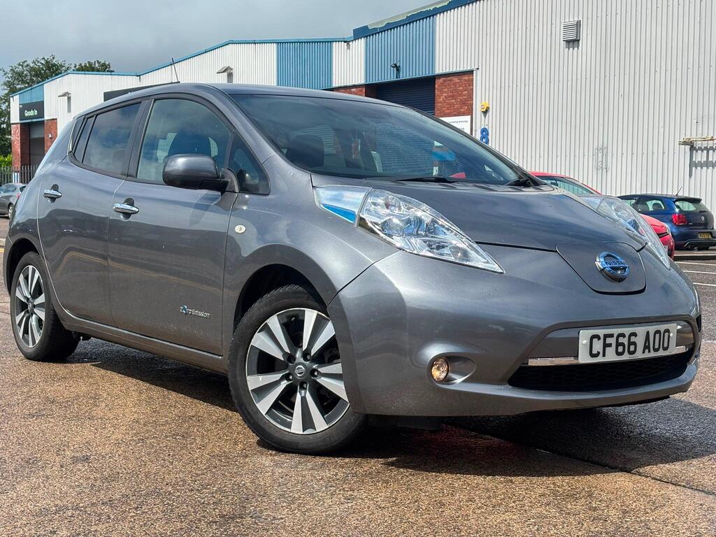 Nissan Leaf Hatchback 30kWh Tekna Auto 5dr