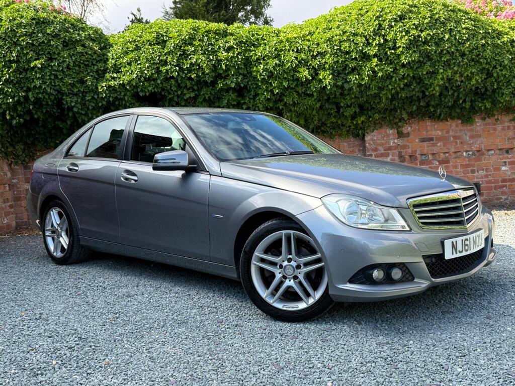 Mercedes-Benz C Class Saloon 1.8 C180 BlueEfficiency SE Euro 5 (s/s) 4dr