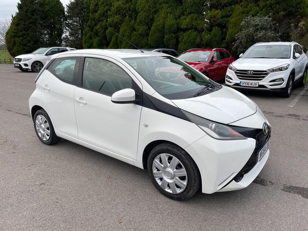 Toyota AYGO Hatchback 1.0 VVT-i x-play Euro 5 5dr Euro 5