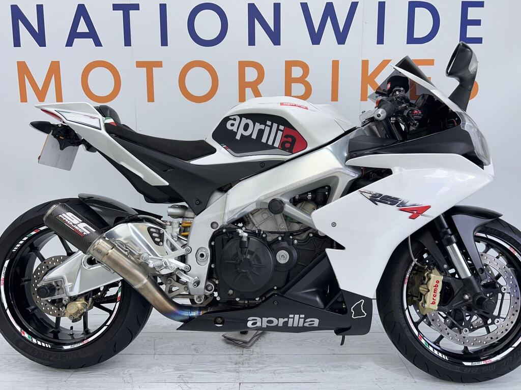 Aprilia RSV4