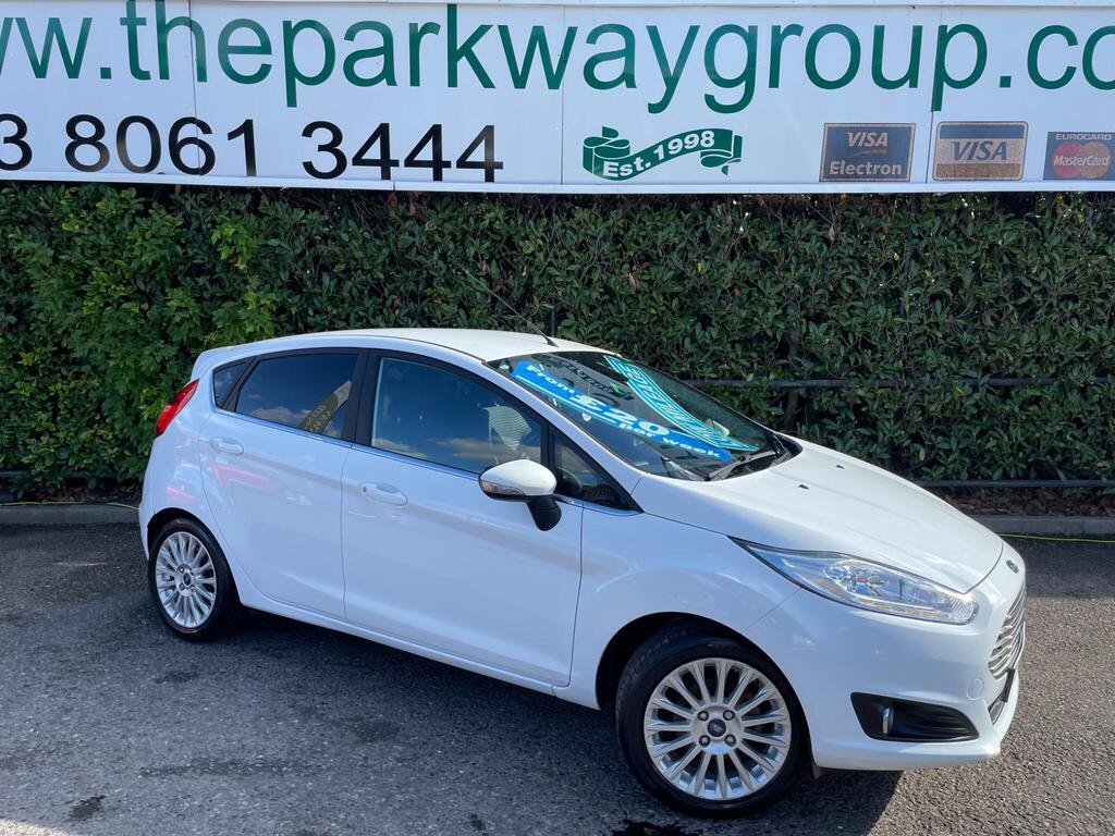 Ford Fiesta Hatchback 1.0T EcoBoost Titanium Euro 5 (s/s) 5dr