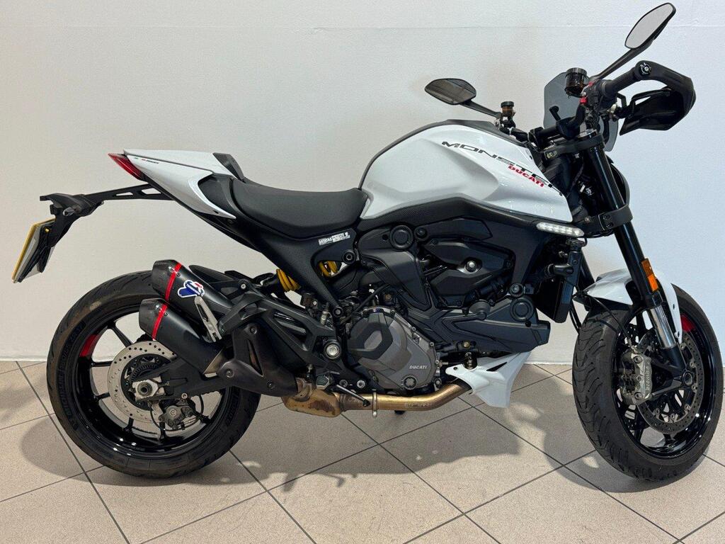 Ducati Monster 937