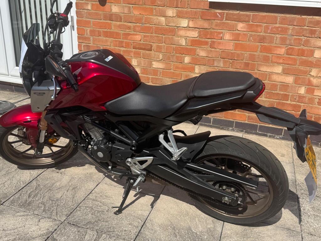 Honda CB125R