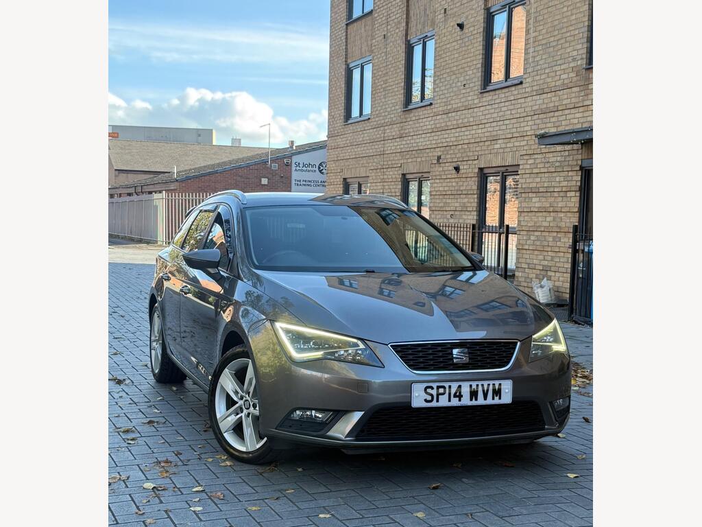 SEAT Leon Estate 1.6 TDI CR SE Sport Tourer Euro 5 (s/s) 5dr