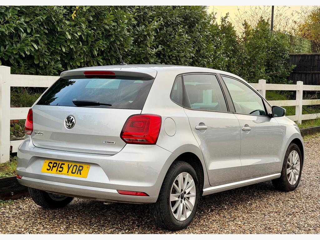2015 Volkswagen Polo thumbnail 12