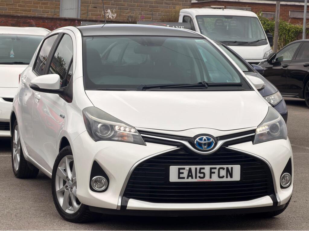 Toyota Yaris Hatchback 1.5 VVT-h Excel E-CVT Euro 6 5dr (15in Alloy)
