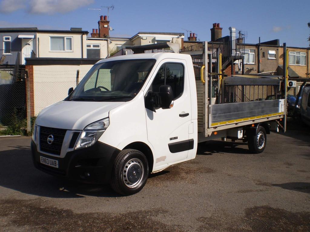 Nissan NV400 Chassis Cab 2.3 dCi 35 SE FWD L3 Euro 5 2dr