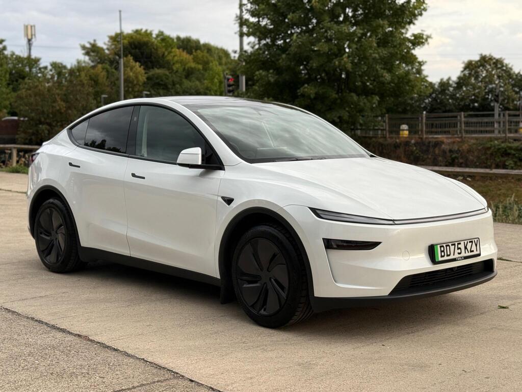 Tesla Model Y SUV 84.7kWh Long Range Auto RWD 5dr