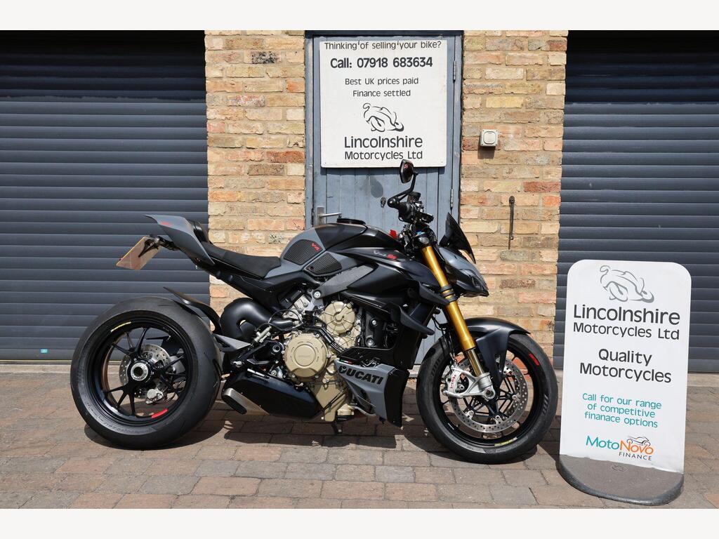 Ducati Streetfighter V4S